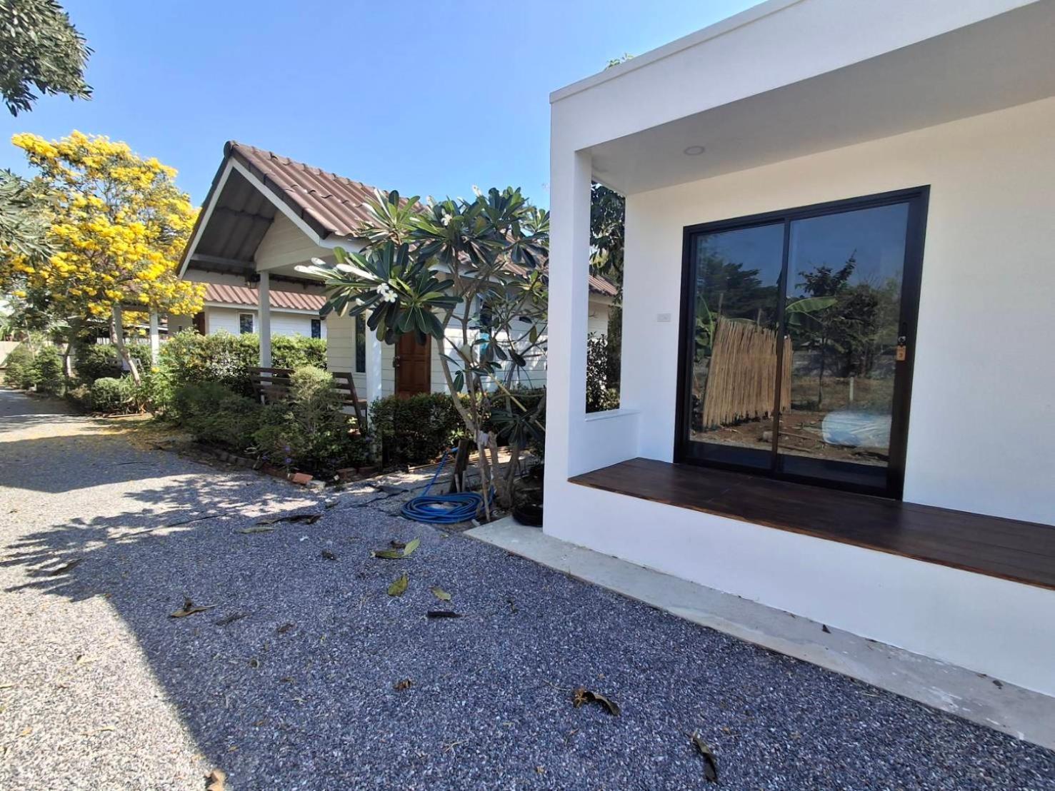 דירות Ban Mai  Homlomchomsuan หอมลมชมสวน מראה חיצוני תמונה